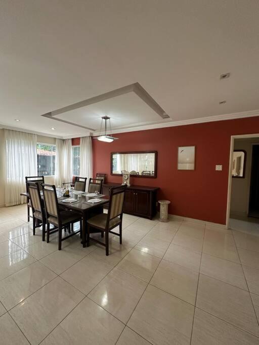 Apartamento Amplo A Passos Da De Copacabana, 4 Quartos Río de Janeiro